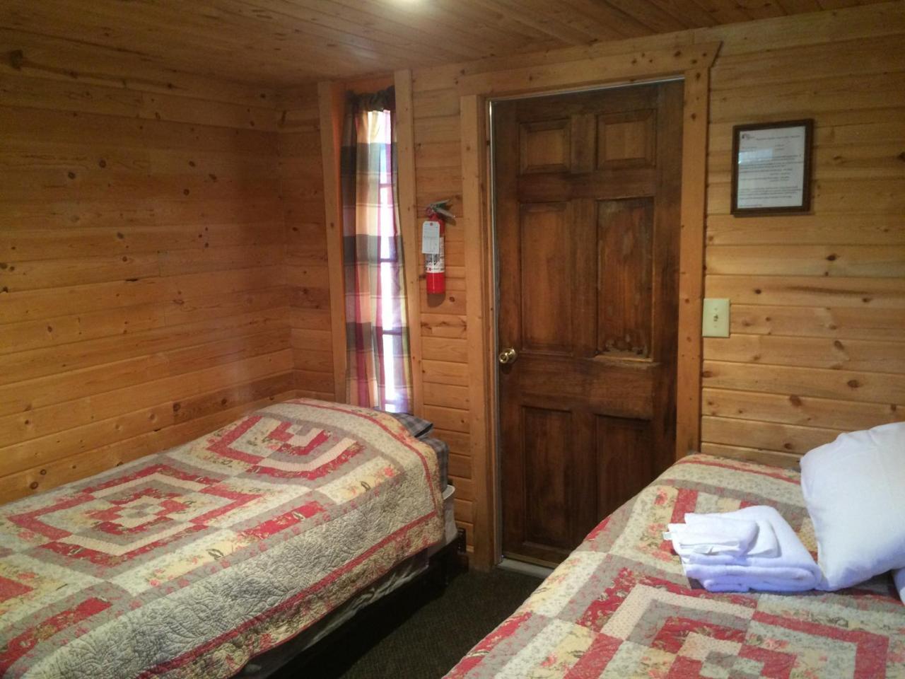 Boulder Creek Lodge Maxville Exterior foto